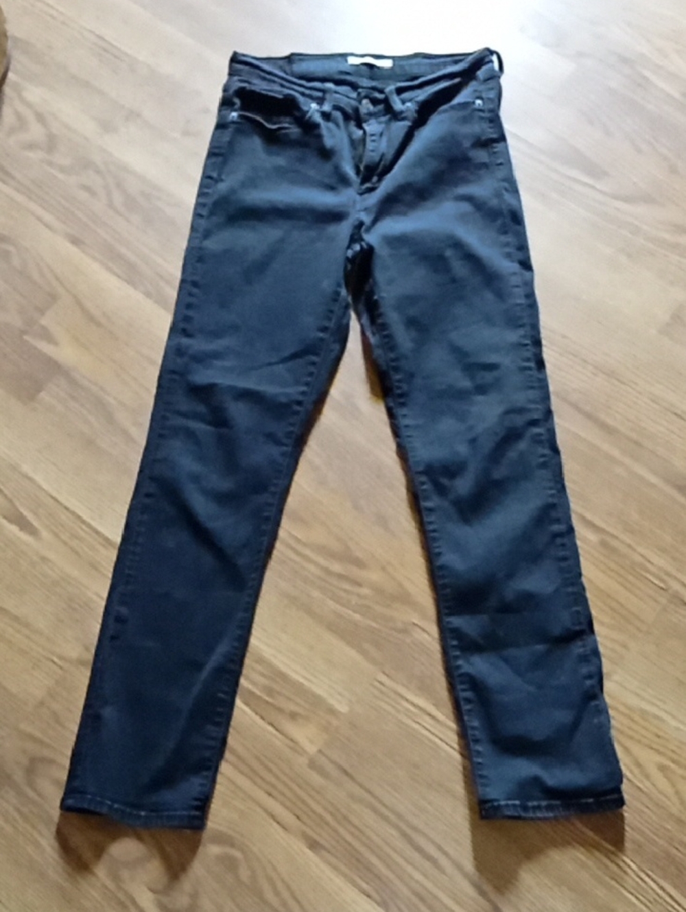 Levi's Women's Black Skinny Jeans - Stretch Denim